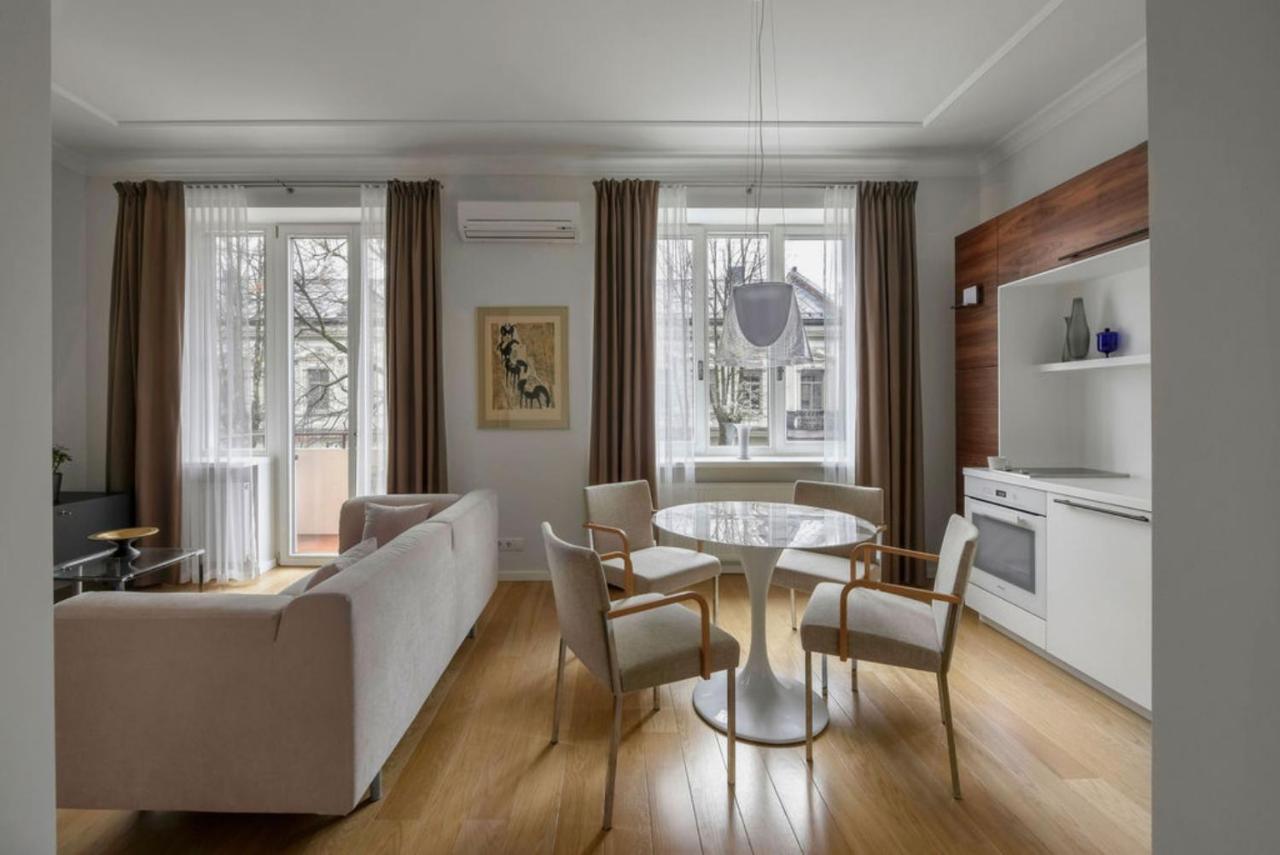 Design Studio Apartment With Balcony By Hostlovers カウナス エクステリア 写真